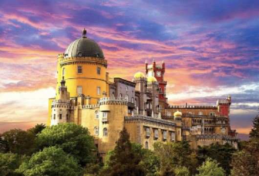 葡萄牙·里斯本周边｜罗卡角+辛特拉&一日看遍森林、大海与宫殿【穿过辛特拉湿润的空气、翻过童话里才有的彩色宫殿，最后在罗卡角站住了脚。 风好大，耳边是世界的喧嚣。】