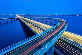 黄岛金沙滩+跨海大桥+海底隧道+唐岛湾【地标打卡/亲子赶海】【[特别省心]市区酒店上门接，精致出游一站式服务让您更放心~】