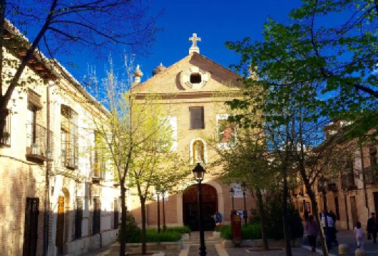 马德里出发：塞万提斯故乡阿尔卡拉德埃纳雷斯一日游【走进塞万提斯故乡阿尔卡拉德埃纳雷斯，漫步世界遗产大学城，追寻《堂吉诃德》的文学】