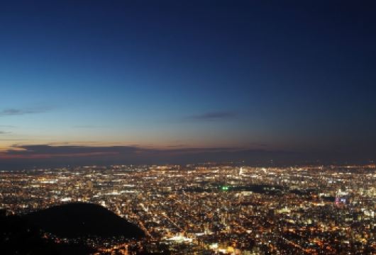 日本札幌北海道大学-藻岩山-二条市场【北海道中文专车】【中文专车出行，景点灵活调整，打卡经典，游玩自己定义，无需等待，专属贴心服务，尽享惬意旅程】
