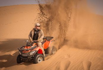 宁夏银川中卫沙坡头+腾格里沙漠1日游【纯玩精选/热门小团】【[行程自由]市区内酒店上门接送、轻松亲子游、沿途美景可随时停车拍照、纯玩小团、全程无购物，行程有保障】