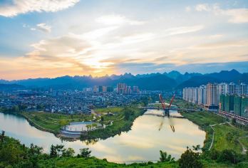 【贵州定制游】贵州荔波古镇•荔波酷玩森林 | 探险/度假【VIP高级定制行程、专属中文司机、舒适包车出行、景点随心调，更多行程定制需求，欢迎咨询！】