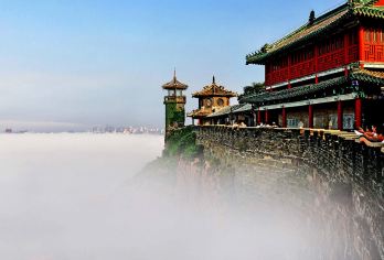 烟台蓬莱阁+八仙过海口景区+文成城堡+孤独的鲸一日游【安心出游总社发团，中高级导游用心讲解，24小时贴心管家服务，线路套餐多元化，赏心饱览美景。】