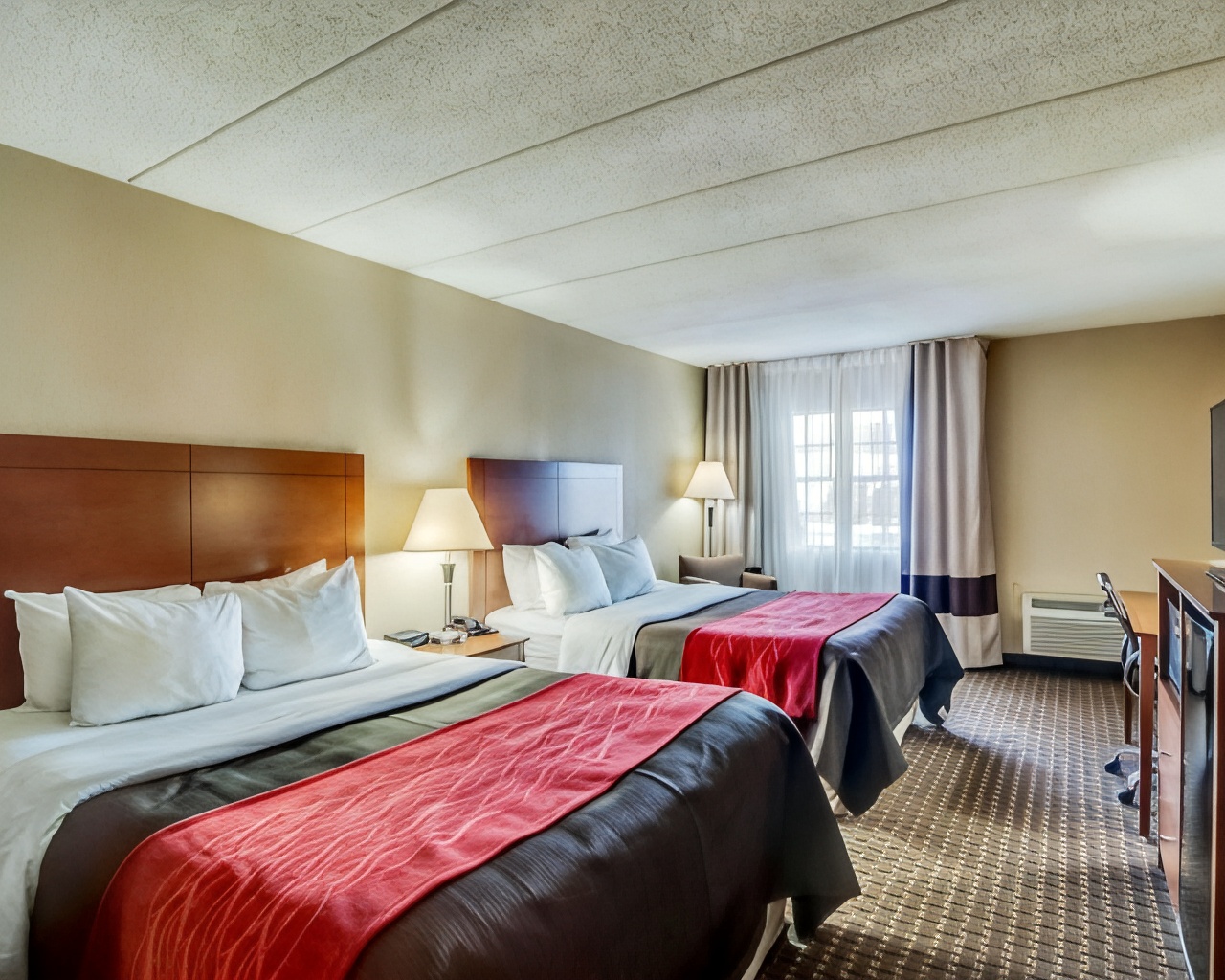 Comfort Inn & Suites Raphine - Lexington Near I-81 and I-64-官方