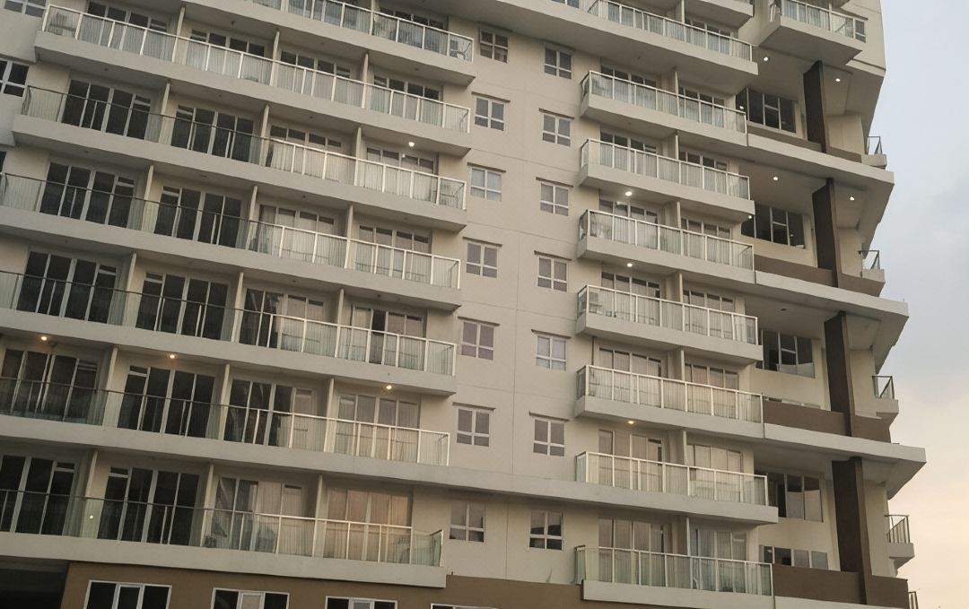 Smart Room at Gateway Pasteur Apartment