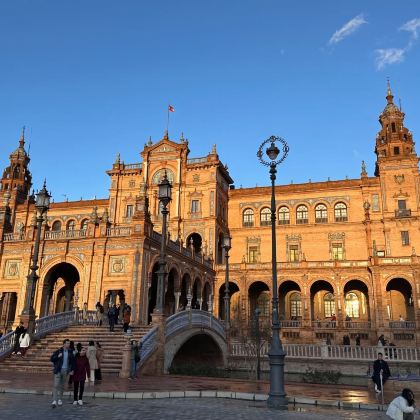 西班牙塞维利亚大教堂+‌塞维利亚斗牛场【中文司机/可订多日】