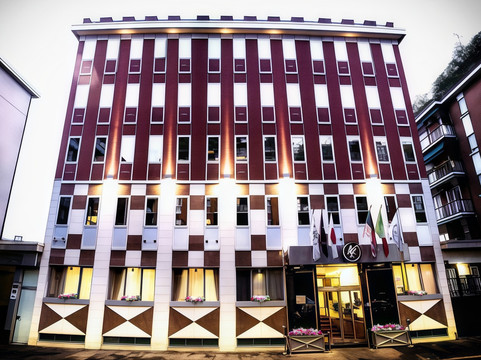 Carpenzago酒店住宿-爱佳倍酒店