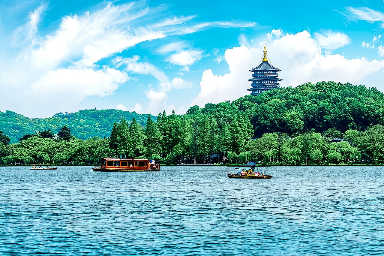 杭州雷峰塔+杭州宋城+西湖游船一日游【宋城千古情】纯玩