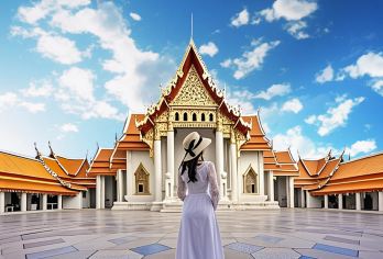曼谷大皇宫+郑王庙+水门寺一日游/ 1车1导 /轻奢午餐可选【打卡拍照湄南河两侧风光，劳累和暑热瞬间FLY】