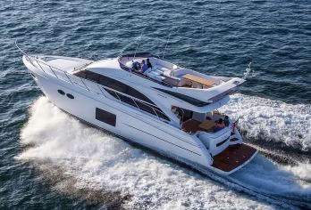 青岛游艇帆船体验中心一日游【游艇包船+聚会/派对/团建】【[游艇嗨玩]聚会、派对、团建、求婚等多种玩法；】