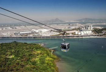 【私家团上门接】昂坪360+大屿山+天坛大佛+宝莲禅寺半日游【精致包团，专业香港导游，乘坐被誉为世界十大佳缆车体验『昂坪360缆车』，360度鸟瞰大屿山壮丽景色】