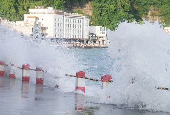 北海涠洲岛一日游【拼团游18以下小团|鳄鱼山|五彩滩】【纯玩无套路，不花冤枉钱！我们比较新，选择我们，我们的服务更加新颖！！！】