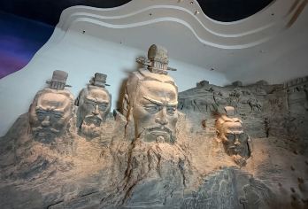 陕西历史博物馆秦汉馆一日游+环球说品牌讲解+小团可选+含门票【[平台优选商家]全维度优选产品，产品好评率99%，旅行体验超级棒！】