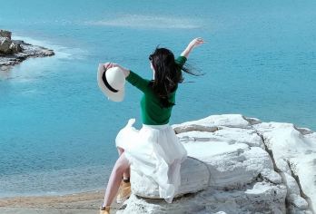 格尔木+察尔汗盐湖+水上雅丹+东台一日游【2-8人纯玩团】【[真专业]五星司导专业服务，赠格尔木市区上门接送，出行无忧】