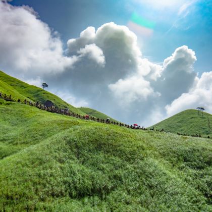 长沙往返武功山一日游【门票+保险+车费】