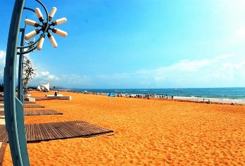 天津东疆湾沙滩+东疆亲海公园一日游∣私家团 包含门票 包车 【天津市区上门接送、出发时间灵活、景区游玩时间充裕！】