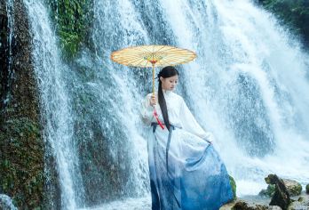 贵州荔波小七孔景区一日游【趣游小七孔&邂逅山水诗意间】【[经典必选]世界自然遗产地，5A级景区，地球上的绿宝石，富含负氧离子，洗眼.洗心.洗肺】