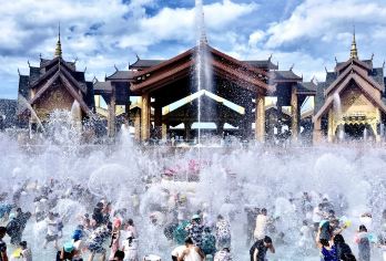 【亲子奇幻之旅】中科院热带植物园+傣族园纯玩一日游丨可选小团【[金牌导游]讲解细致深度，为孩子上一堂生动的生物与名族文化课，植物科普、奇花异卉、傣族历史文化等】