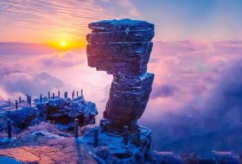 贵州铜仁梵净山一日游【纯玩无购物】【真纯玩、无购物 · 出发前一天17点前取消全额退款，让出游更放心！】