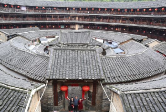 福建土楼(南靖)景区+田螺坑土楼群+塔下村包车一日游【包车田螺坑行程游览不含田螺坑景区讲解员+不含餐】