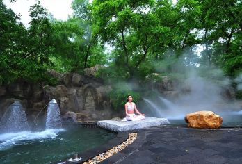 赤壁龙佑温泉+葛仙山（包门票）【中文司机】