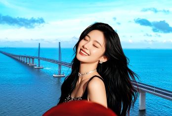 香港一日游+太平山顶【送上网卡+可选深圳出发珠海散团】【[免费上门接]珠海市区指定区域上门接，乘金巴穿越港珠澳大桥前往香港丨报名即赠送1张香港流量卡】