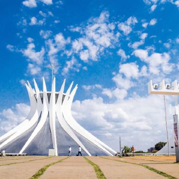 巴西利亚大教堂+三权广场+国会大厦+圣若昂圣殿+JK纪念馆