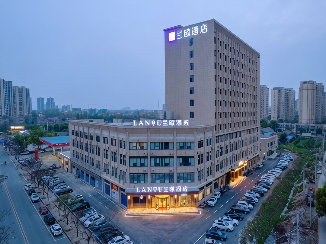 兰欧酒店(潜江高铁站龙虾城店)