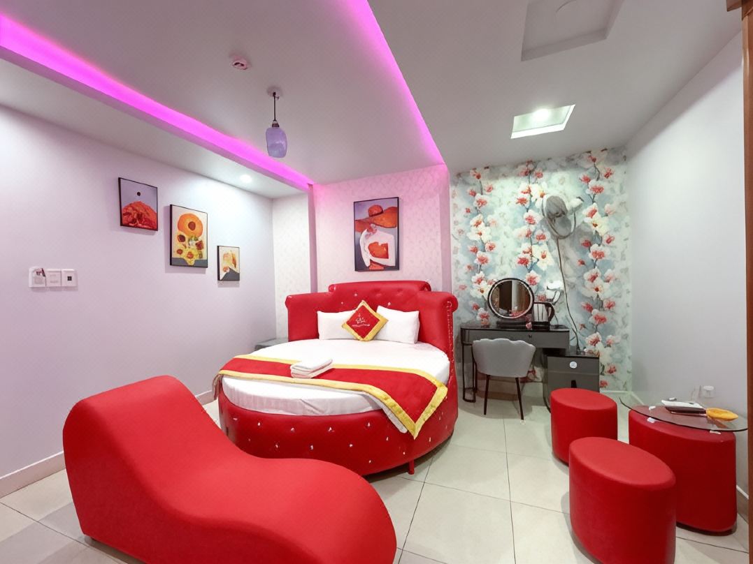 Amura Hotel Quan 7