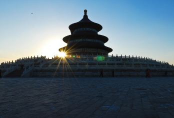 慕田峪长城和天坛一日私人包车游【一天之内游览慕田峪长城和天坛 享受私人交通工具带来的舒适体验 包含午餐和门票】