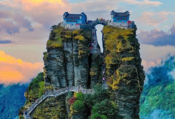 贵州铜仁：梵净山+老金顶+蘑菇石+寨沙侗寨 | 包车一日游#【车接车送，行程景点可调，深度体验热门景点】