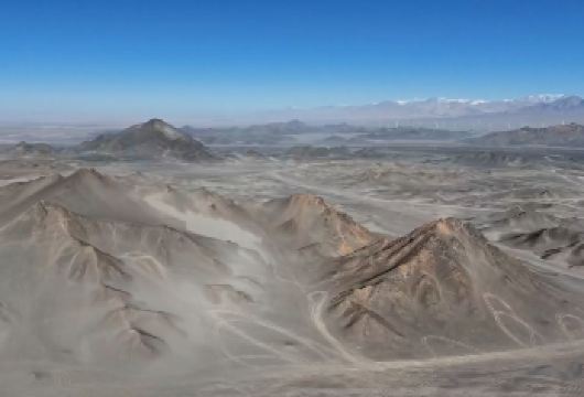 敦煌-黑独山-大柴旦翡翠湖-格尔木一日游【两人成团】