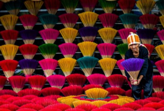 顺化发｜顺化皇城小团一日游：皇城＋天姥寺＋东巴市场＋皇帝陵墓【顺化皇城 (UNESCO 世界遗产) —— 探索阮朝皇宫、紫禁城与古老城门。】