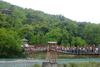 都江堰+青城山+仰天窝广场一日游【2-6人小团/三环内接送】【[品质纯玩]纯玩品质，不进店不购物，无强制消费行程透明】