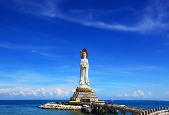 三亚南山+大小洞天一日游【祈福108米海上观音·免费抱佛脚】【下单即可赠送椰梦长廊海边旅拍，详情可咨询客服。】