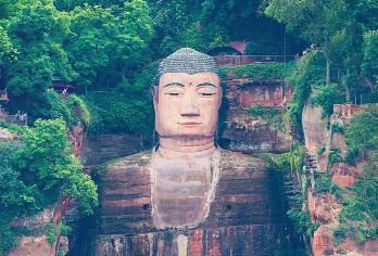 乐山大佛+成都大熊猫繁育研究基地一日游·真纯玩丨8人精品小团【[纯玩服务引领者]品质真纯玩无购物店 三环内免费接送|出行便捷无忧|】