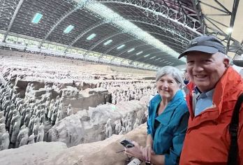 西安上午兵马俑博物馆半日游【参观世界第八大奇迹——兵马俑 入场券需提前购买。】