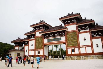 南山文化旅游区+天涯海角一日游【免费抱佛脚•醉美天涯】【郑重承诺：纯玩无购物，诚信服务！1对1旅行管家24小时跟踪服务！】