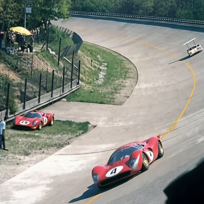 蒙扎经典包车游：含大教堂+皇家别墅+赛车场+公园+礼拜堂