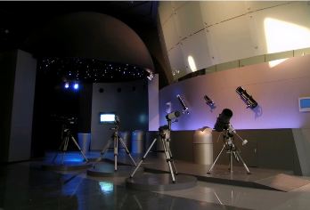 北京天文馆一日游【出游季·星际漫游研学|精选高校博硕讲师】【[研学新玩法]参观与讲解相结合，探索与知识相结合，互动学习，丰富有趣，寓教于乐，为亲子带来优质的体验】