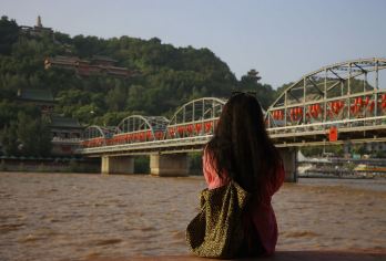 【一家一团】水墨丹霞+黄河楼+黄河母亲雕像+中山桥+天斧沙宫【包车一日游·方便快捷·纯玩无忧】