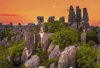 昆明石林风景区+九乡风景区包车一日游 三环内接送·独立用车【品牌服务·随意组合·行程专属定制·独立用车含接送·体验式休闲游】
