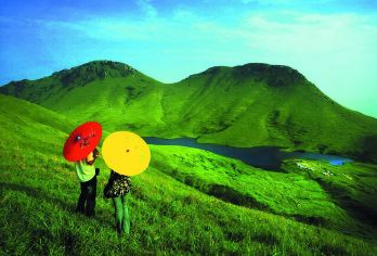 福建大嵛山岛一日【自由行】往返船票代订【[醉美岛屿]中国醉美十大海岛之一大嵛山岛，这里一半是海水，一半是草甸。】