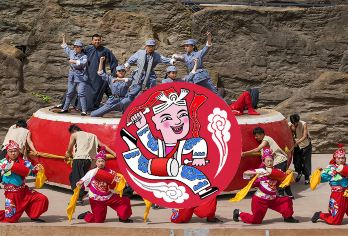 【2+1头等舱纯玩】延安发陕西黄河壶口瀑布+南泥湾+知青旧居【[品质可靠]一人发团，专线专导，服务用心、经验丰富，品质有保证。】