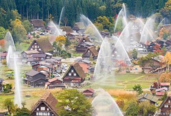 白川乡一日游畅游郡上八幡与飞驒高山【可上门接送|中文司导|】【探索世界遗产白川乡的传统合掌村落】