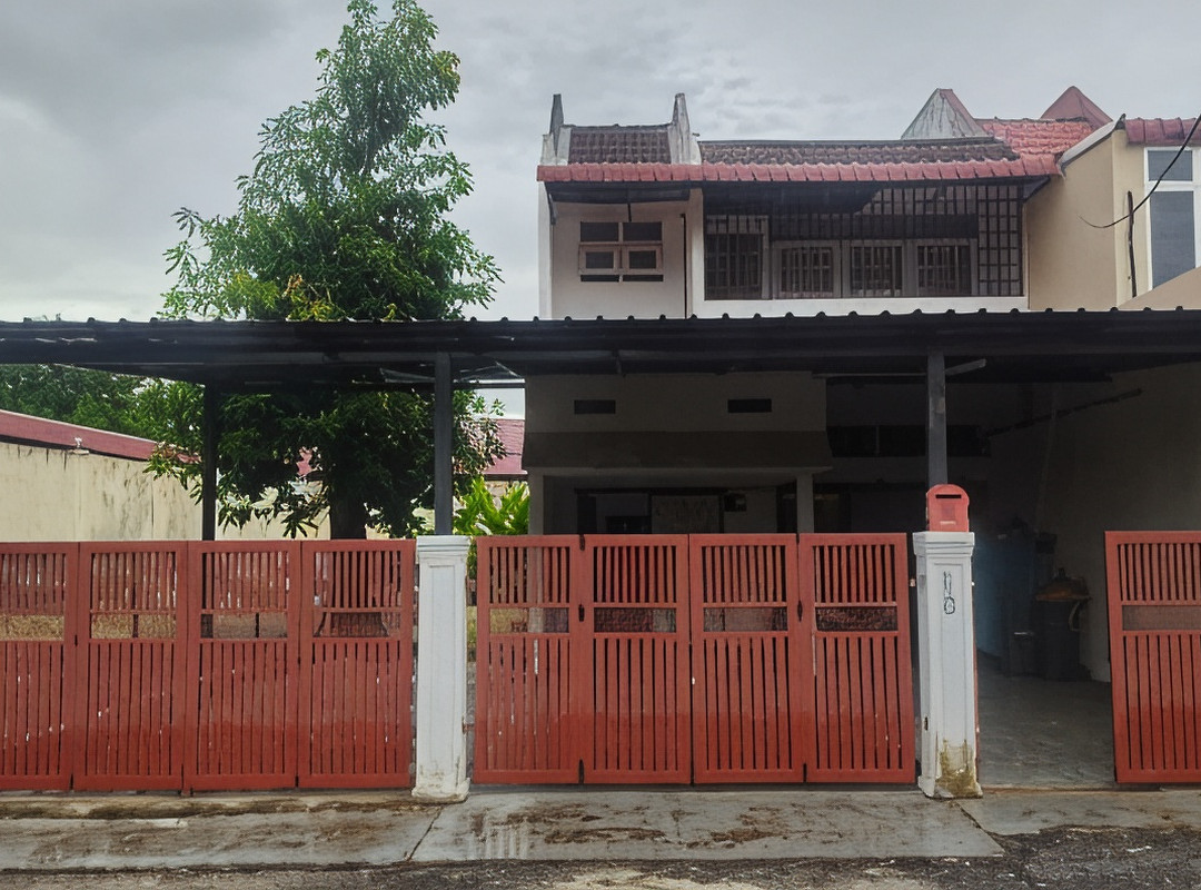 Meme Home / Hostel (Bilik Bermalam Murah)