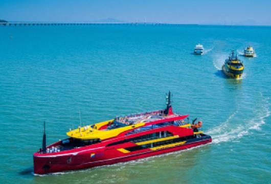 珠海船游港珠澳大桥+标志景点一日游|私家团上门接送【私家旅行：一单一团，不拼客，专属旅行 品质服务：5座/7座车上门接送，专职司机护航】