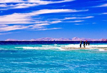 纳木措精品15人小团【1、雪山、湖泊、冰川、草原一日尽收眼底； 2、人少事少，服务更好】