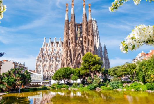 西班牙+圣家族大教堂+巴塞罗那毕加索博物馆+诺坎普球场一日游【精品包车，私享空间，上门接送，轻松出行】