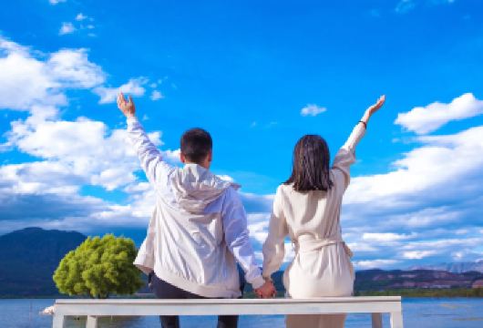 大理环洱海+喜洲+双廊+理想邦1日包车游 【独立包车、接送】【环海一日游、纯玩包车、一单一车、景点自选、可接受定制】